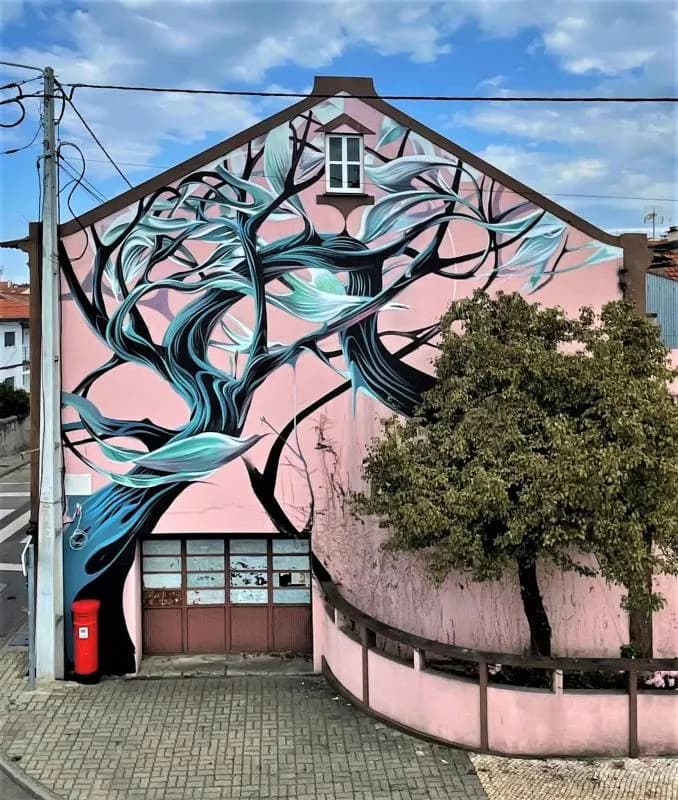 ESTAU Trees Mural