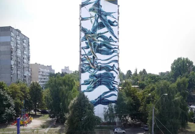 Kiev Signature Piece